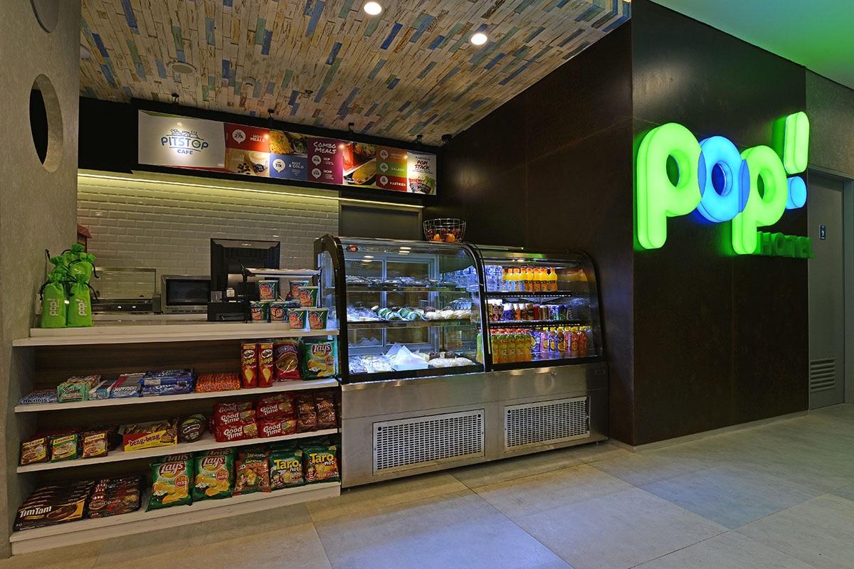 Pop! Hotel Timoho Джокьякарта Экстерьер фото